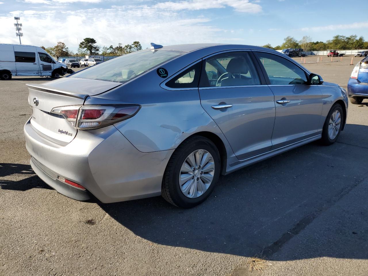 HYUNDAI SONATA HYBRID