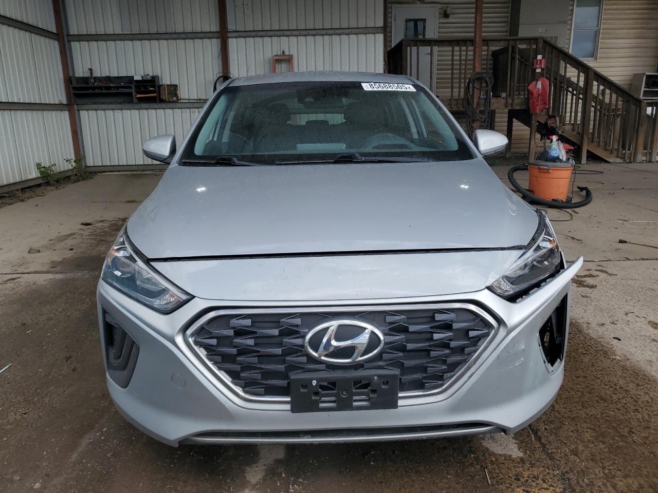 HYUNDAI IONIQ BLUE