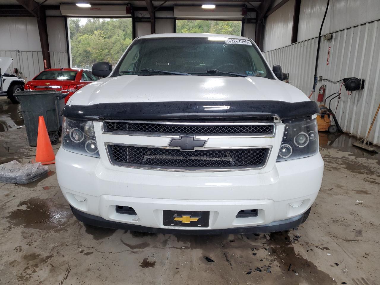 CHEVROLET SUBURBAN C1500 LS