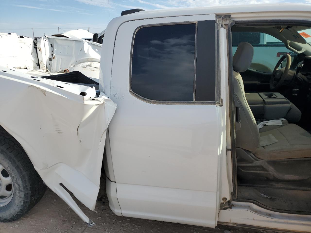 FORD F-150 SUPER CAB