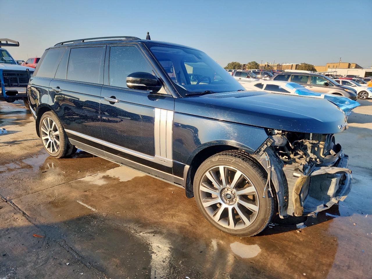 LAND ROVER RANGE ROVER AUTOBIOGRAPHY