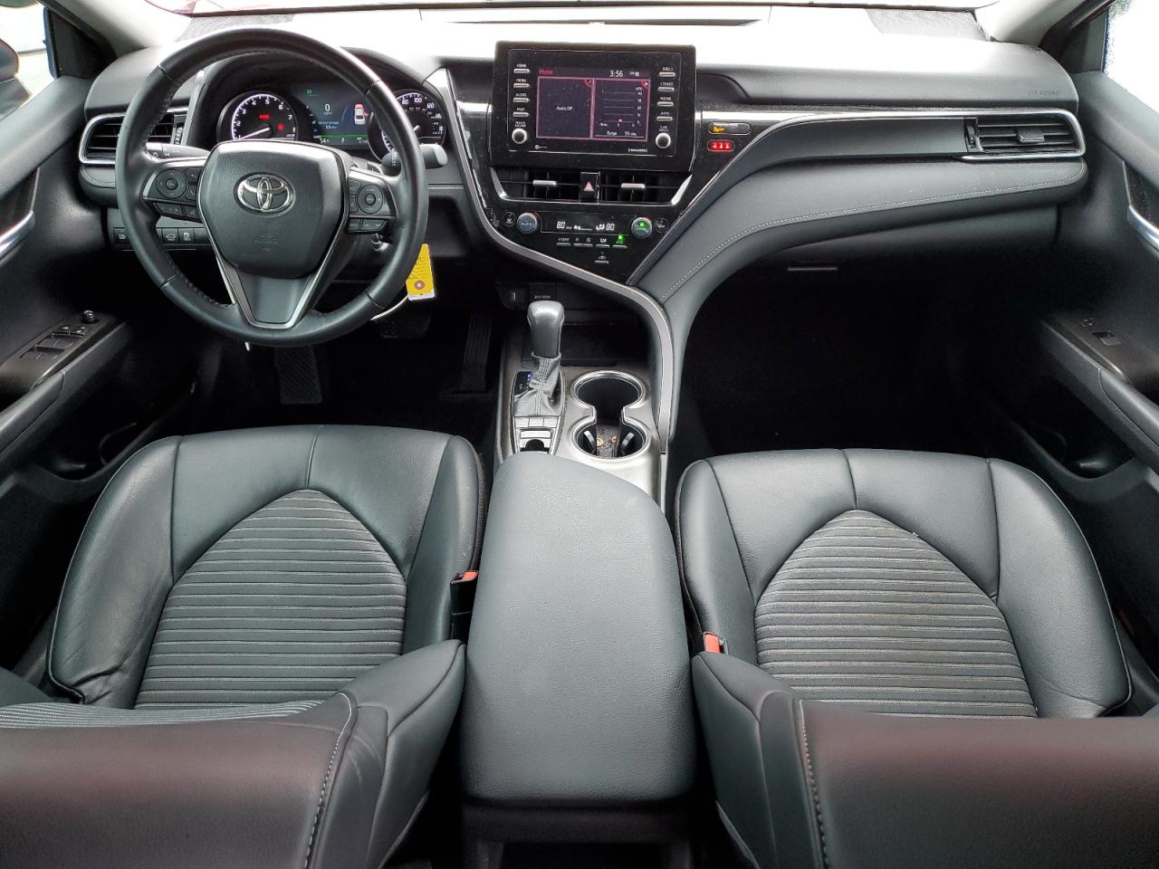 TOYOTA CAMRY SE NIGHT SHADE