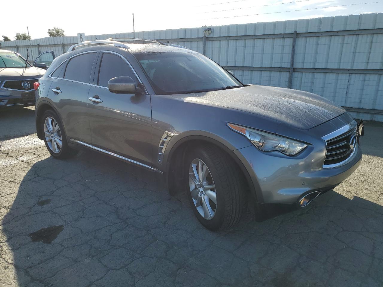 INFINITI FX37