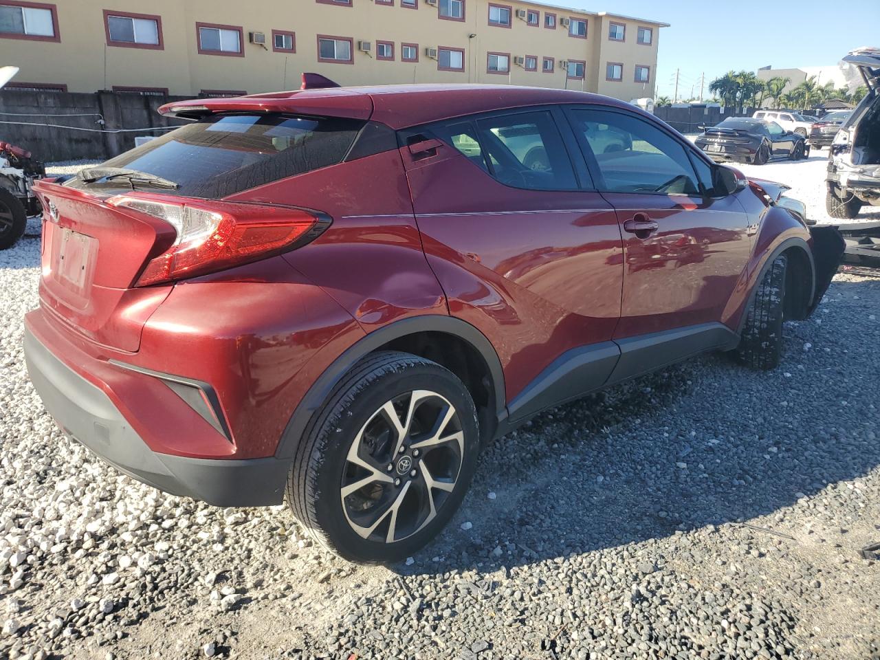 TOYOTA C-HR XLE