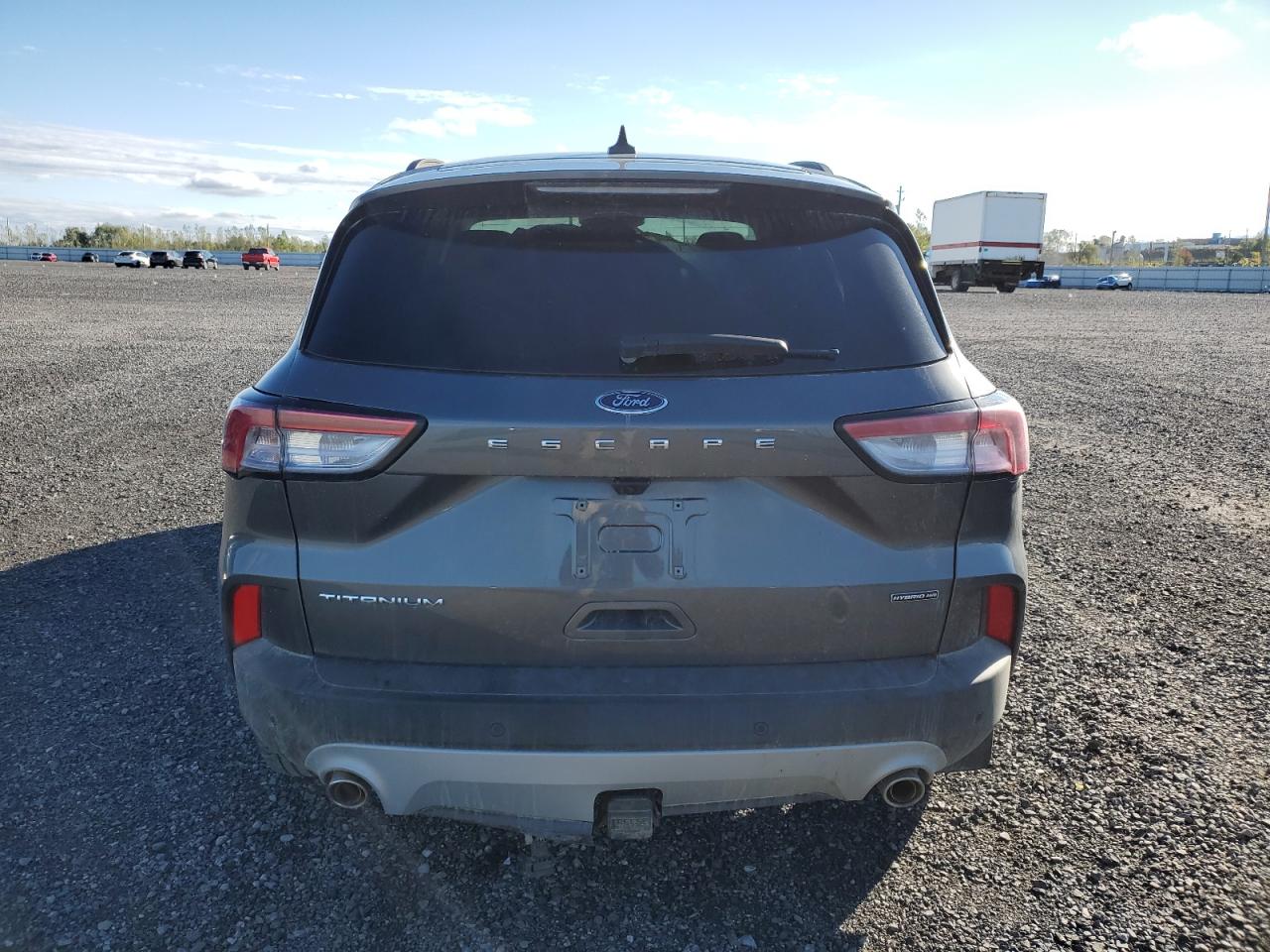 FORD ESCAPE TITANIUM