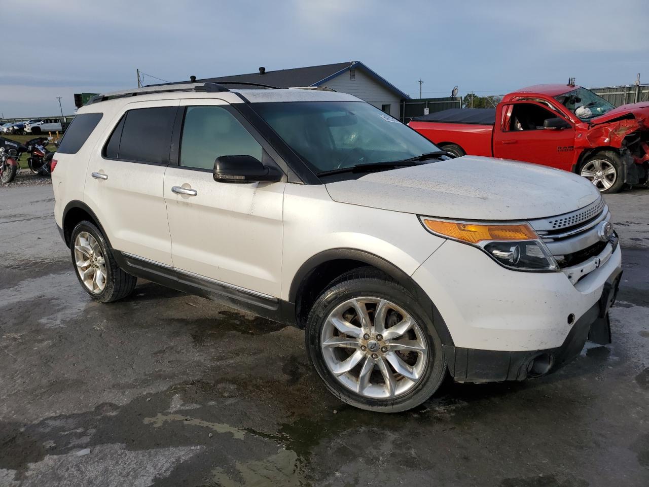FORD EXPLORER XLT