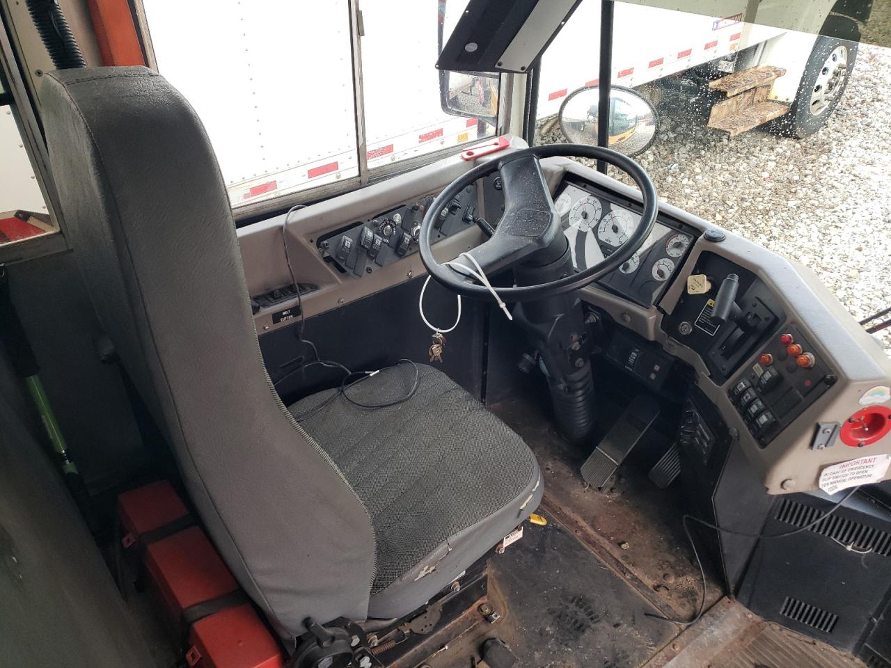 Lot #3273815360 2013 IC CORPORATION RE SERIES SCHOOL