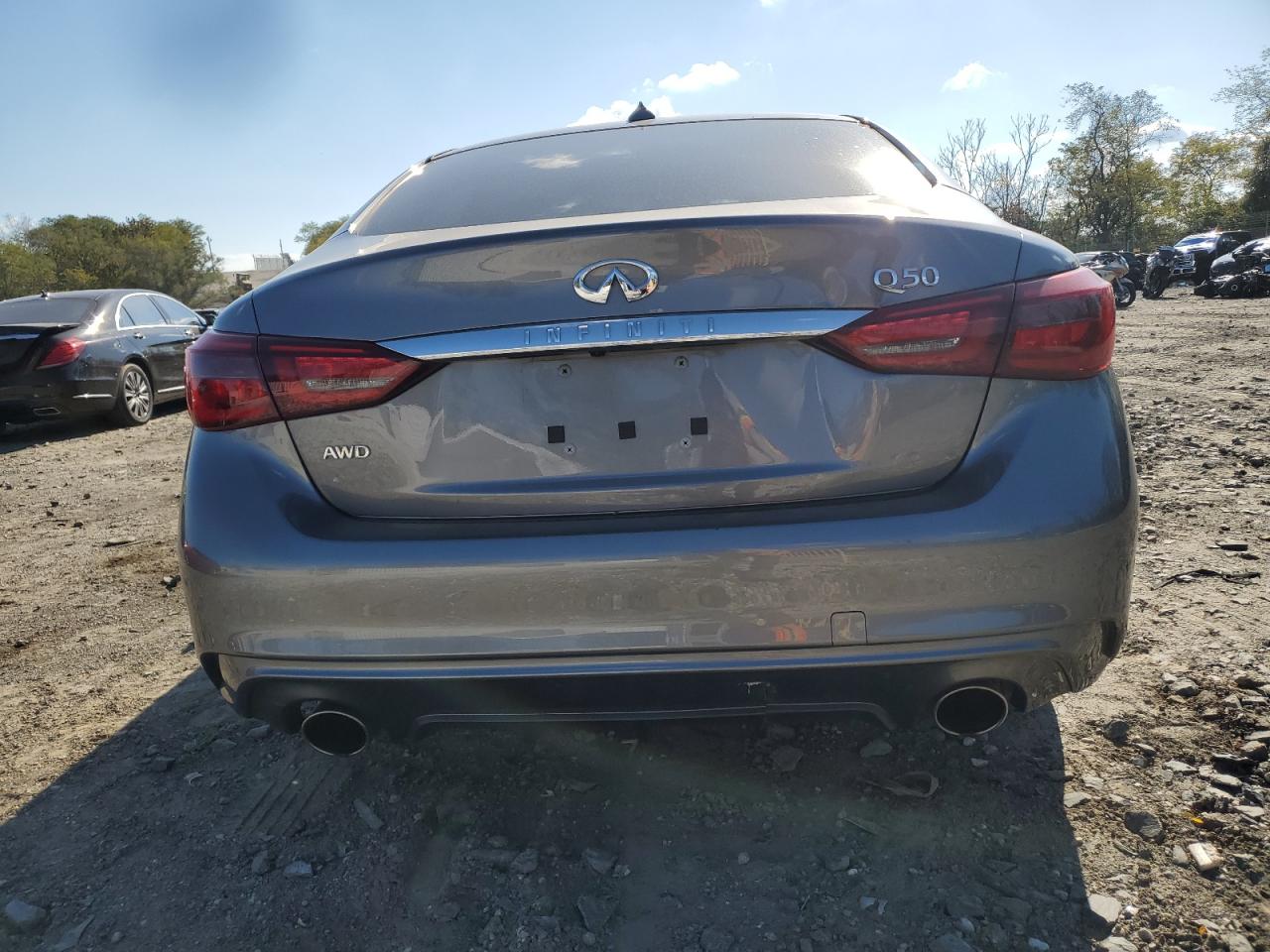 INFINITI Q50 LUXE