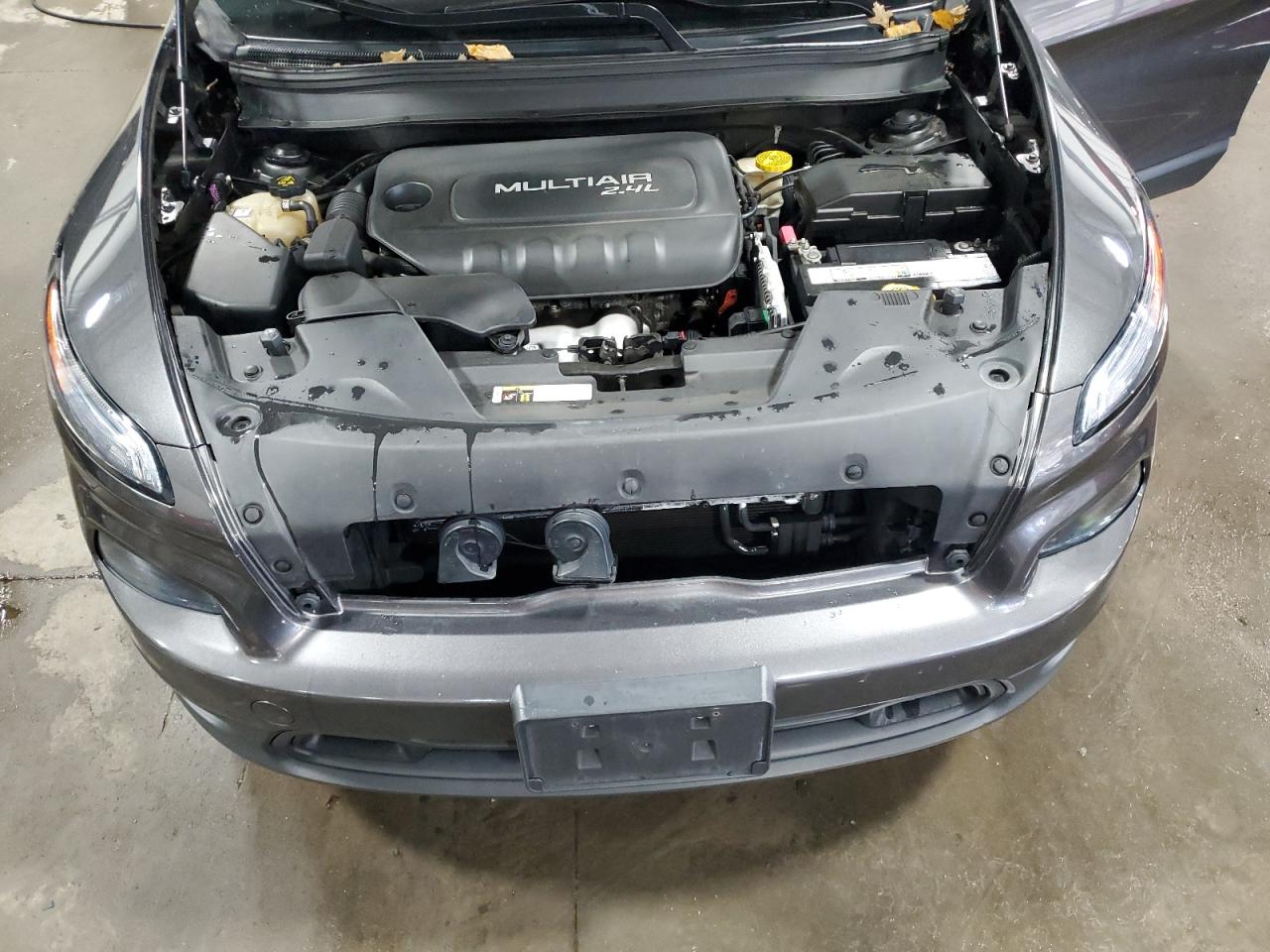 JEEP GRAND CHEROKEE LATITUDE