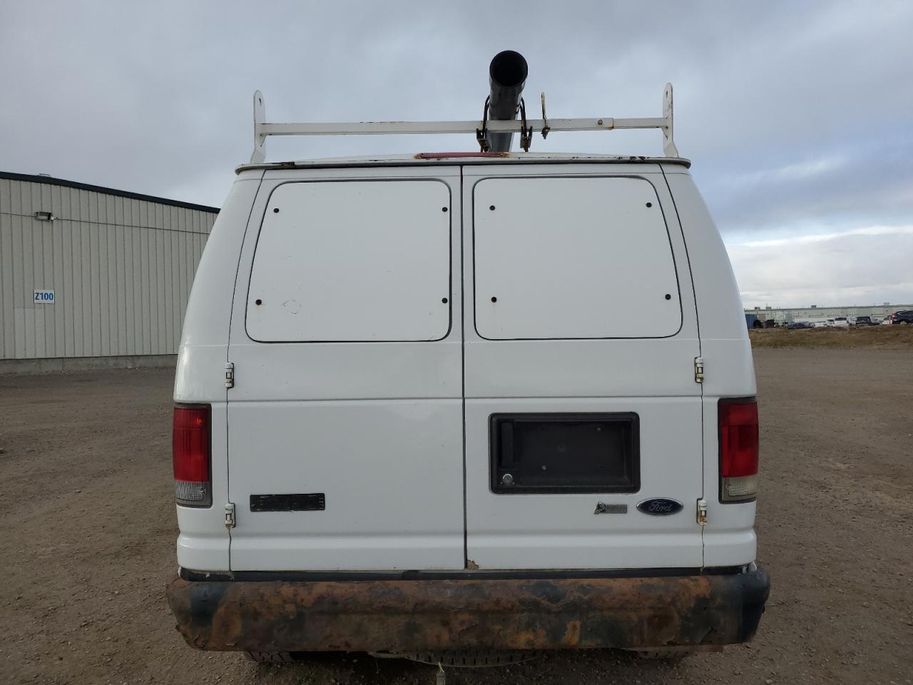 FORD ECONOLINE E250 VAN