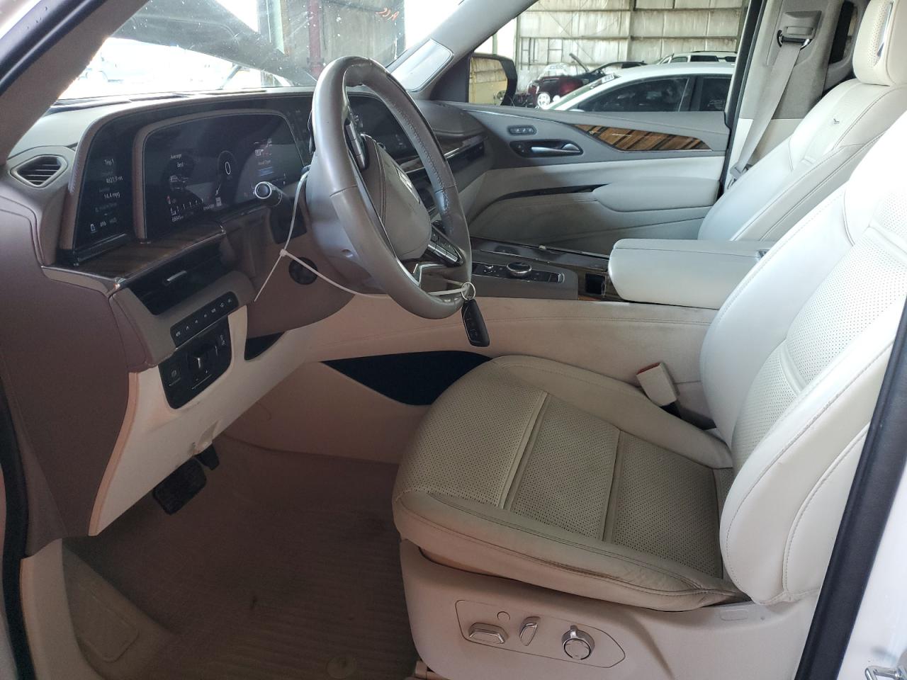 CADILLAC ESCALADE PREMIUM LUXURY PLATINUM