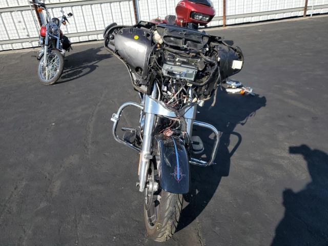 2018 HARLEY-DAVIDSON FLHX STREE - 1HD1KBC34JB677248