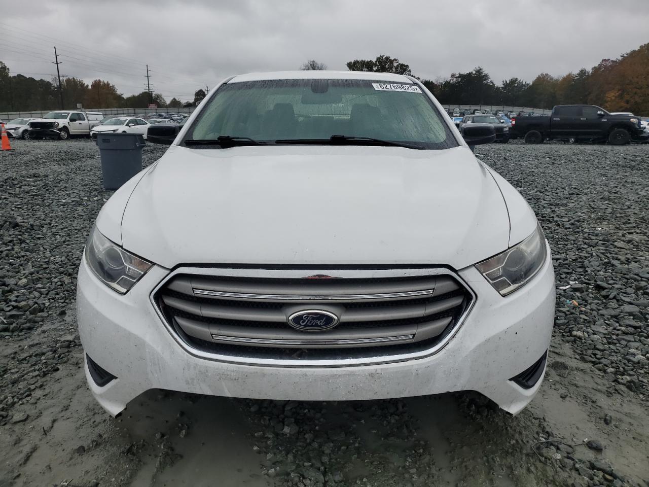 FORD TAURUS SE