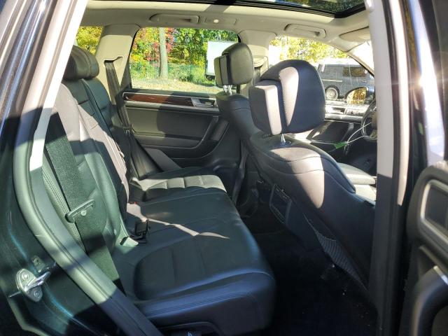 2016 VOLKSWAGEN TOUAREG SP WVGEF9BP2GD010322