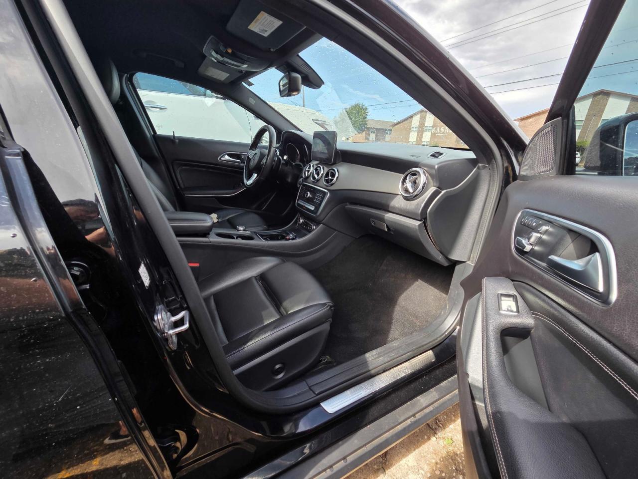 MERCEDES-BENZ GLA-CLASS 250