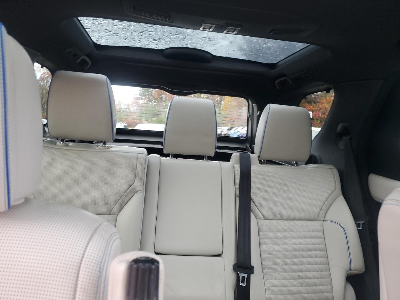 LAND ROVER DISCOVERY HSE LUXURY