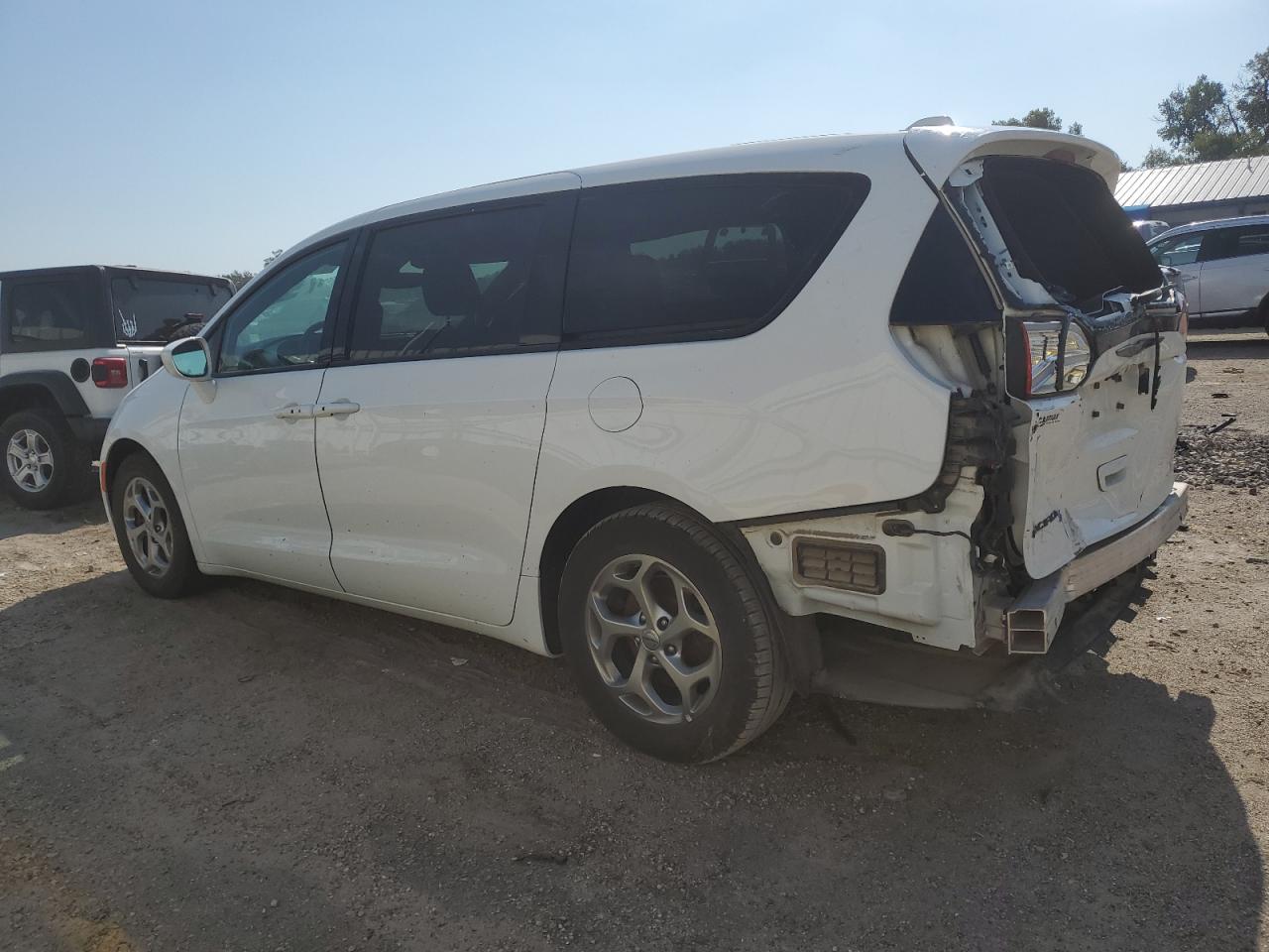 CHRYSLER PACIFICA TOURING