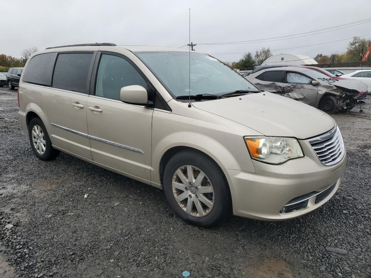 CHRYSLER TOWN & COUNTRY TOURING