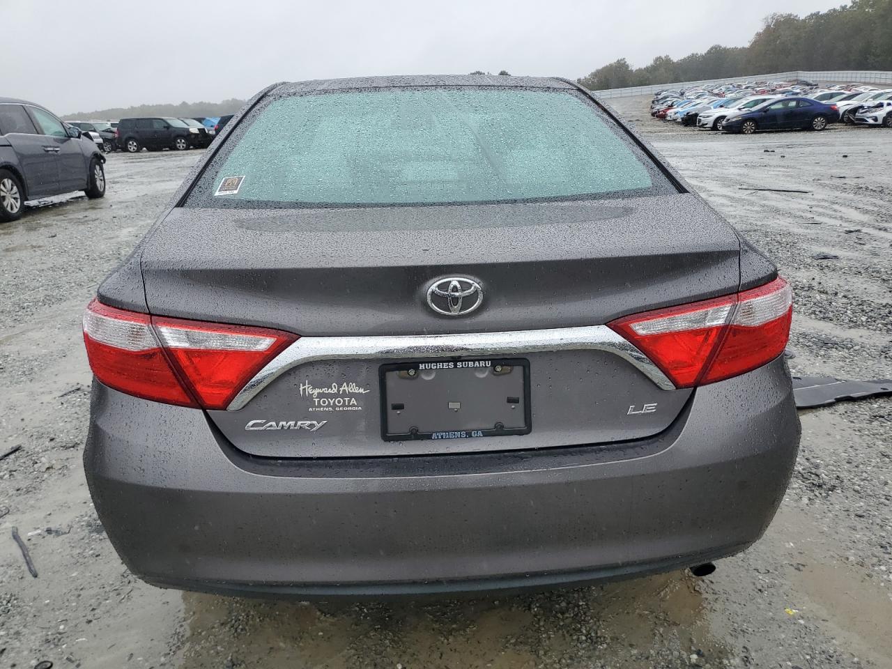 TOYOTA CAMRY LE