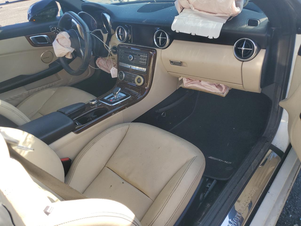 MERCEDES-BENZ SLC-CLASS 300