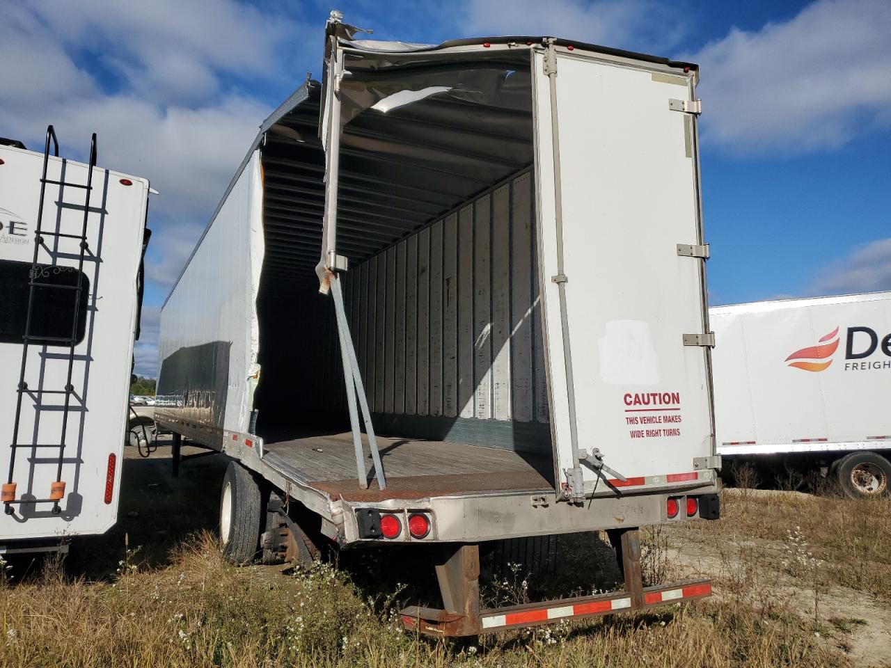 Lot #3301814327 2017 UTILITY VS2DX