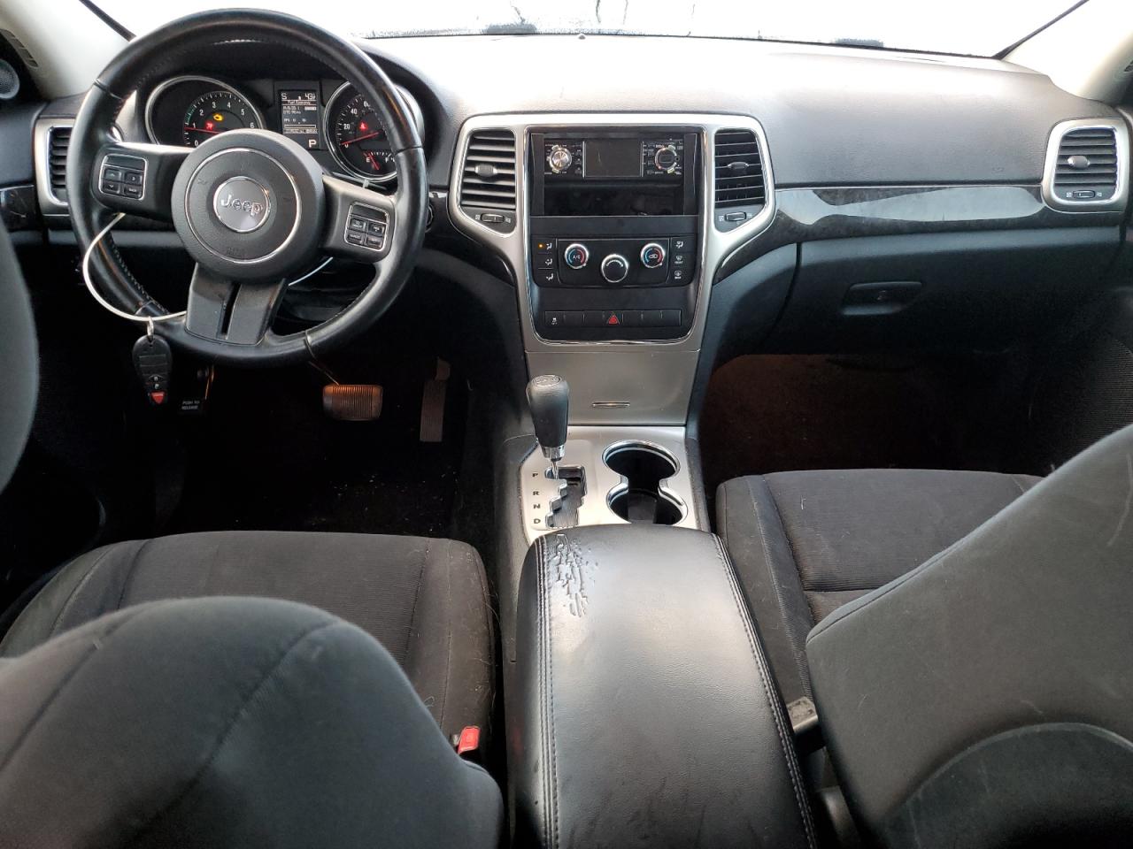 JEEP GRAND CHEROKEE LAREDO