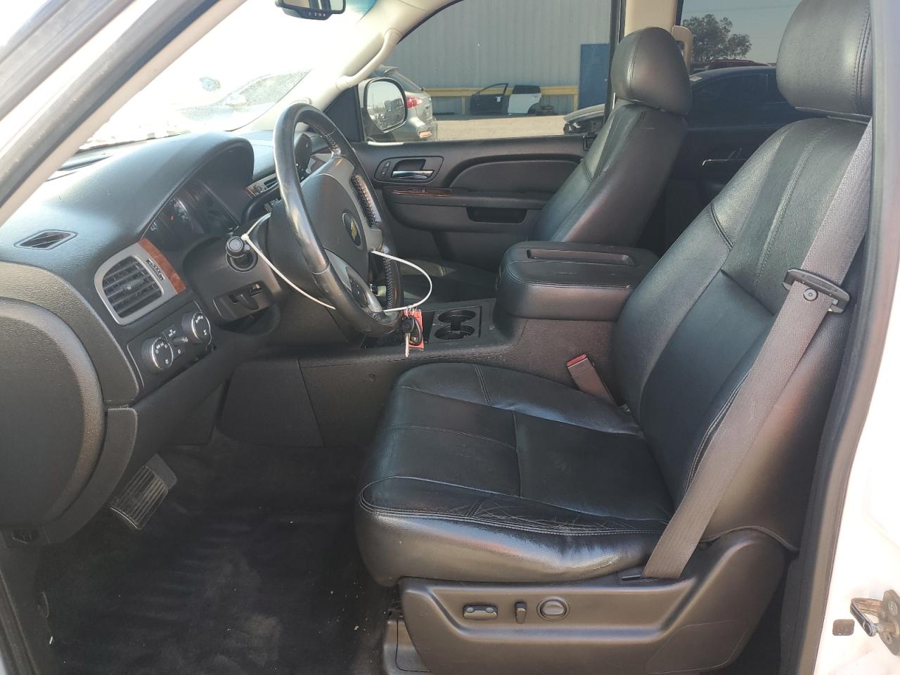 CHEVROLET SUBURBAN K1500 LT