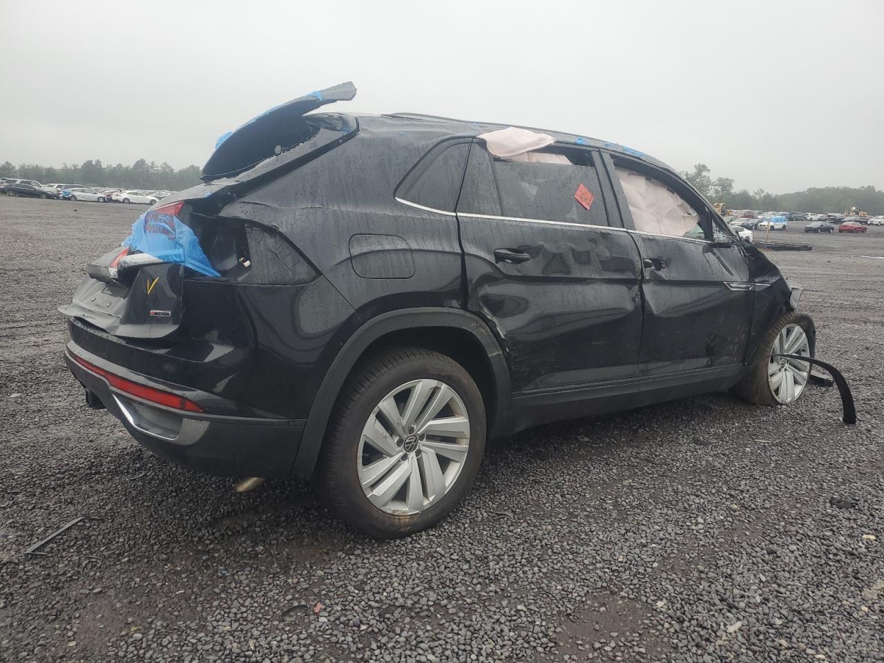 VOLKSWAGEN ATLAS CROSS SPORT SE