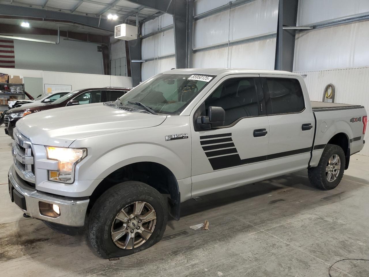 FORD F-150 SUPERCREW