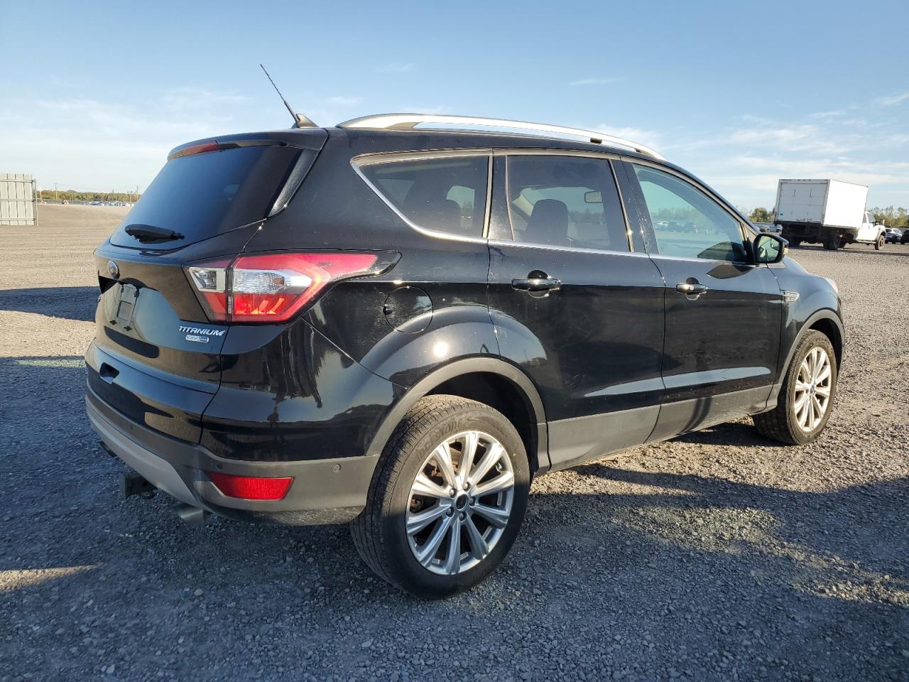 FORD ESCAPE TITANIUM