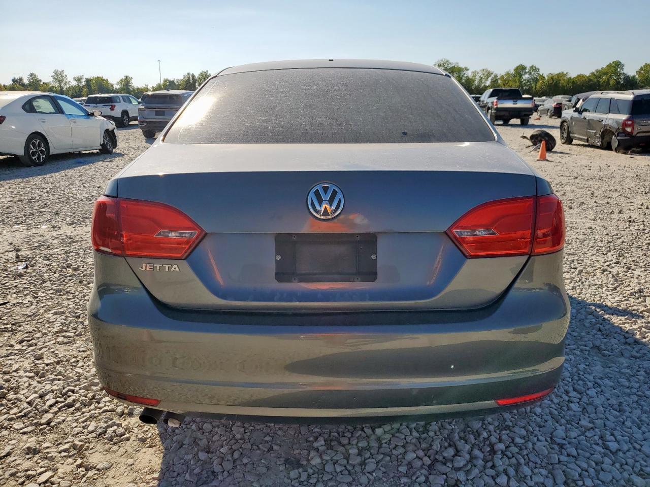 VOLKSWAGEN JETTA BASE