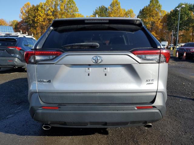 2021 TOYOTA RAV4 XLE - 2T3P1RFV3MC209822