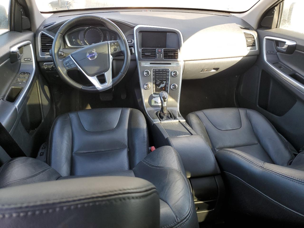 VOLVO XC60 T5 PREMIER