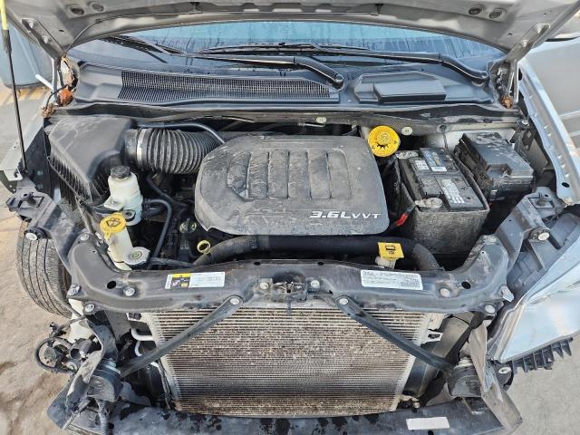 2015 CHRYSLER TOWN & COU - 2C4RC1CG9FR727794