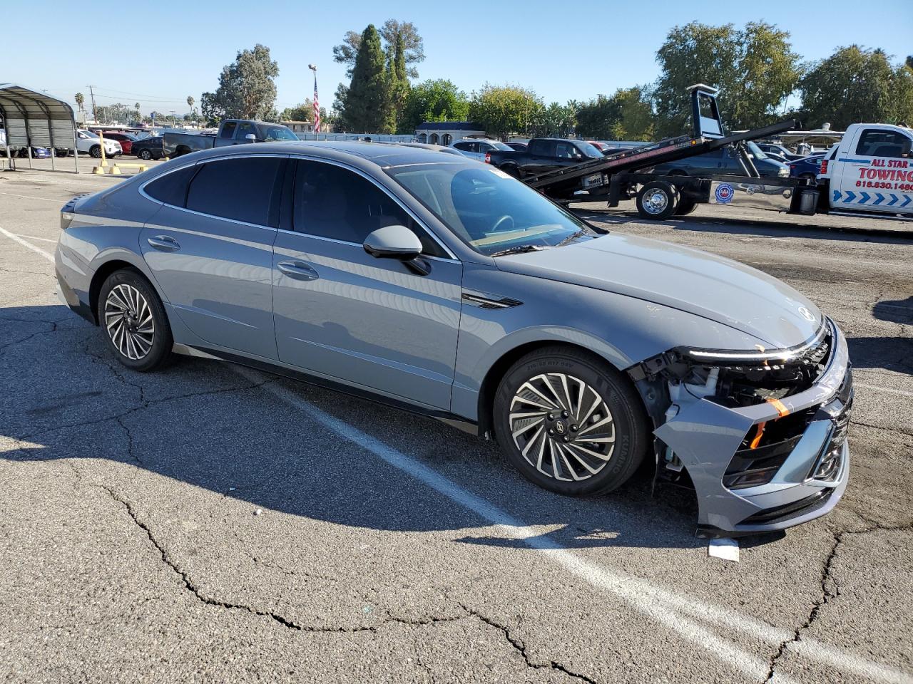 HYUNDAI SONATA HYBRID