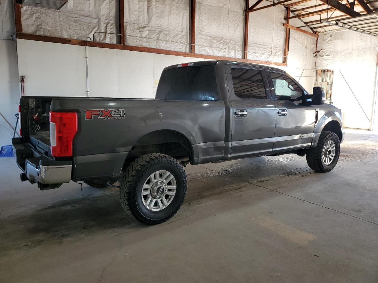 FORD F-250 SUPER DUTY