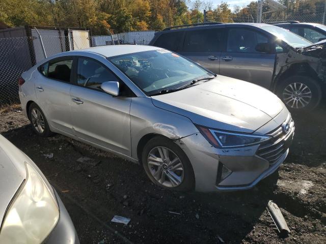 2019 HYUNDAI ELANTRA SE - 5NPD74LF5KH491000