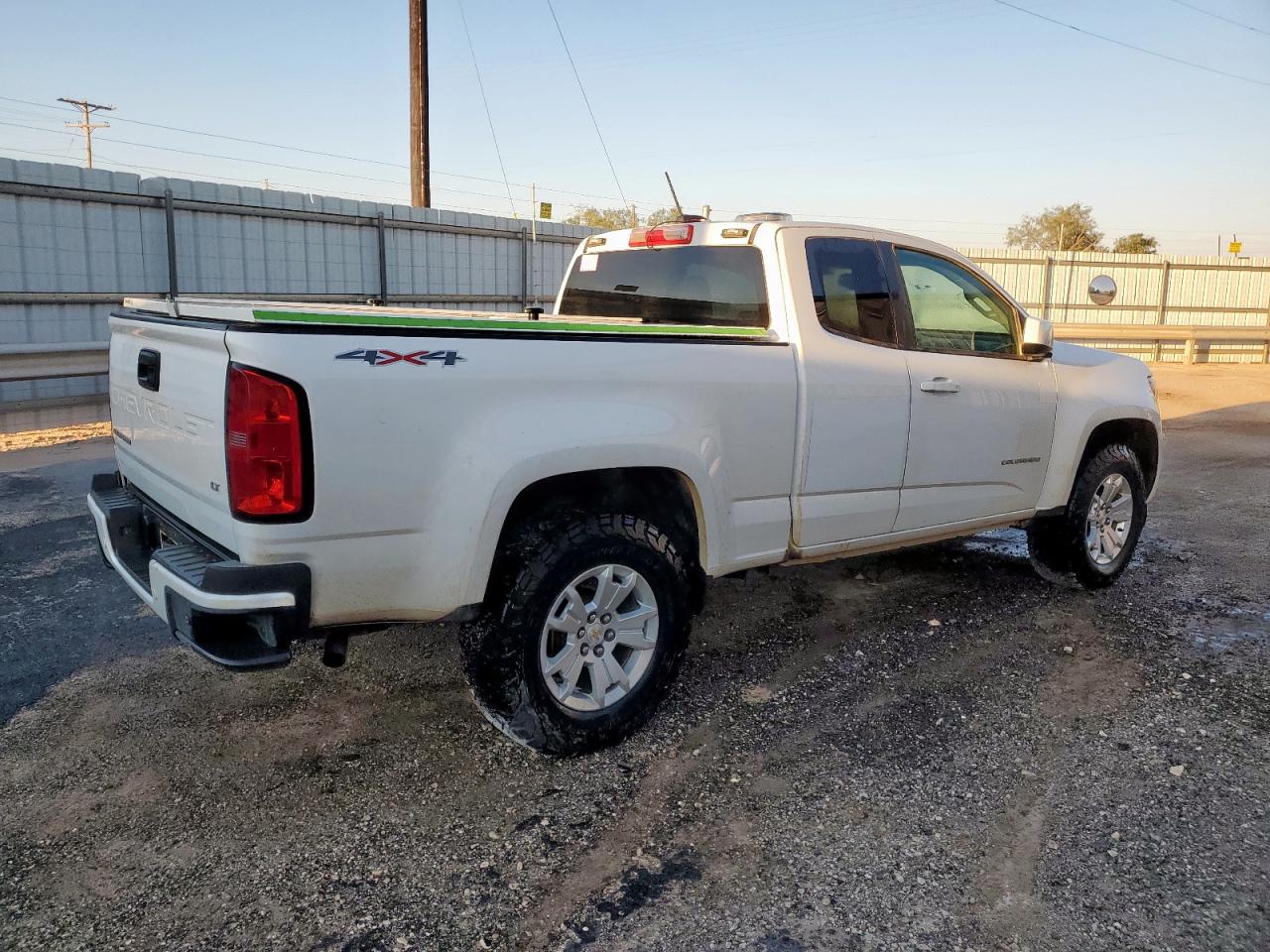 CHEVROLET COLORADO LT