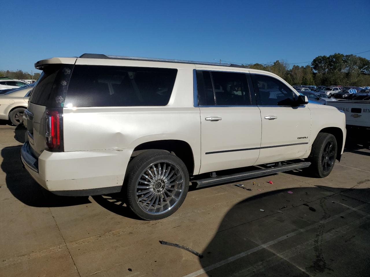 GMC YUKON DENALI