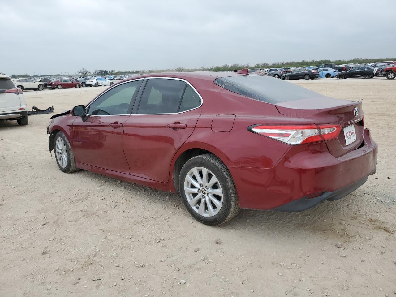 TOYOTA CAMRY LE