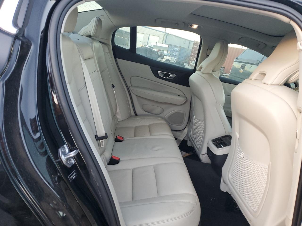 VOLVO S60 T5 INSCRIPTION