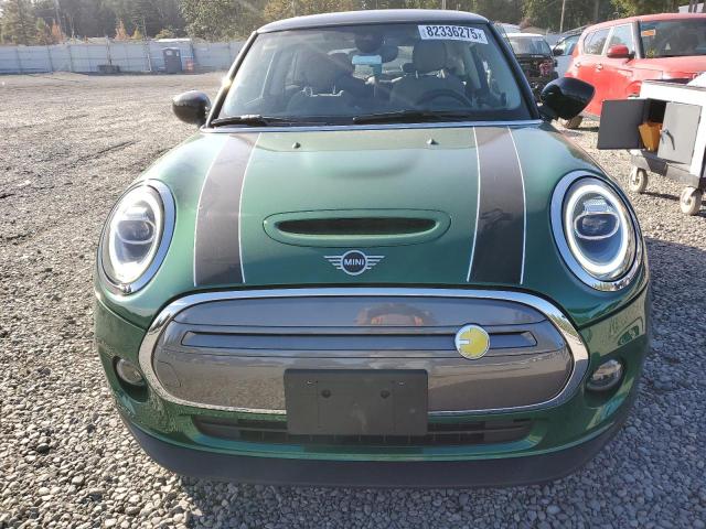 2021 MINI COOPER SE WMWXP3C03M2N09093
