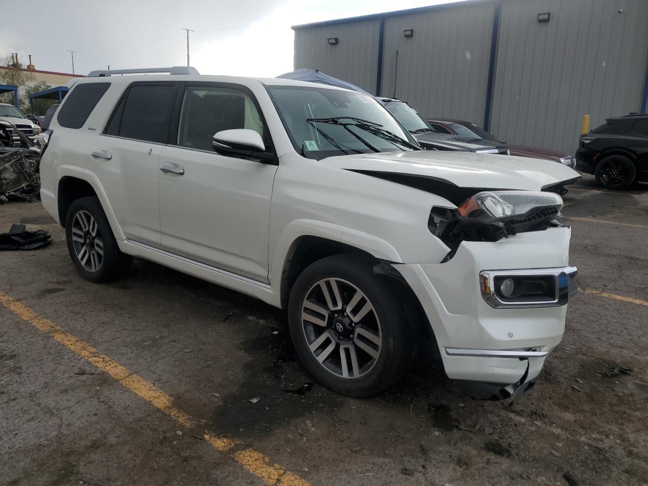 TOYOTA 4RUNNER SR5/SR5 PREMIUM