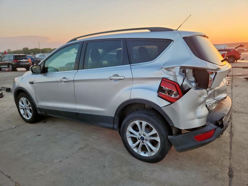 2018 FORD ESCAPE SE 1FMCU9GD0JUB93710