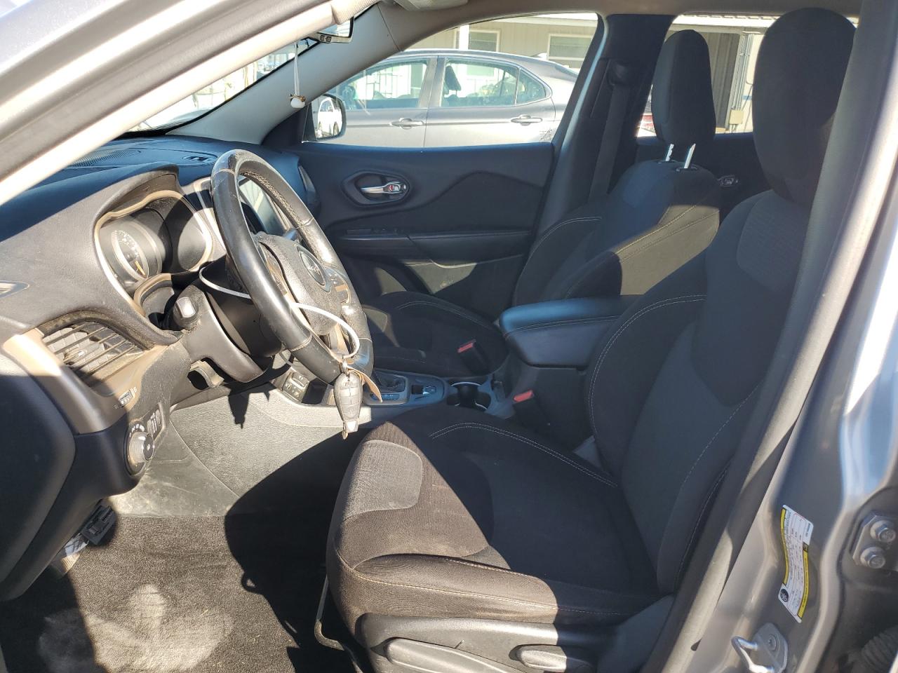 JEEP GRAND CHEROKEE LATITUDE