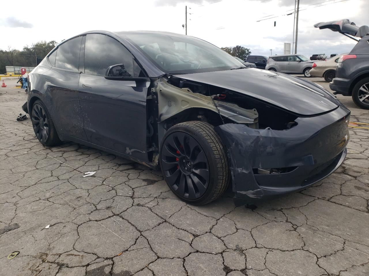 TESLA MODEL Y
