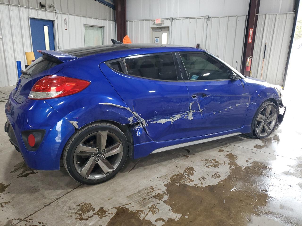 HYUNDAI VELOSTER TURBO