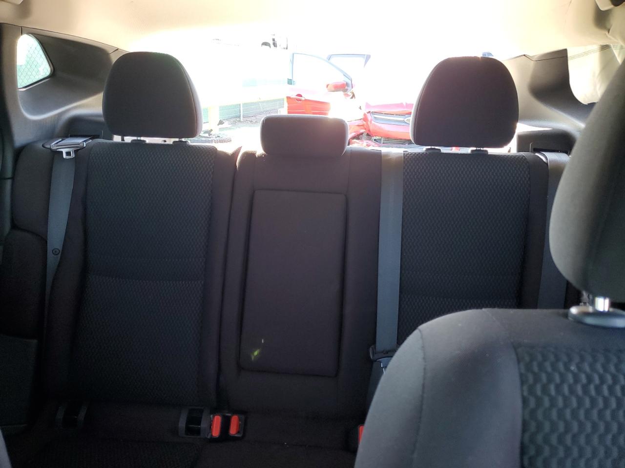 NISSAN ROGUE SPORT S