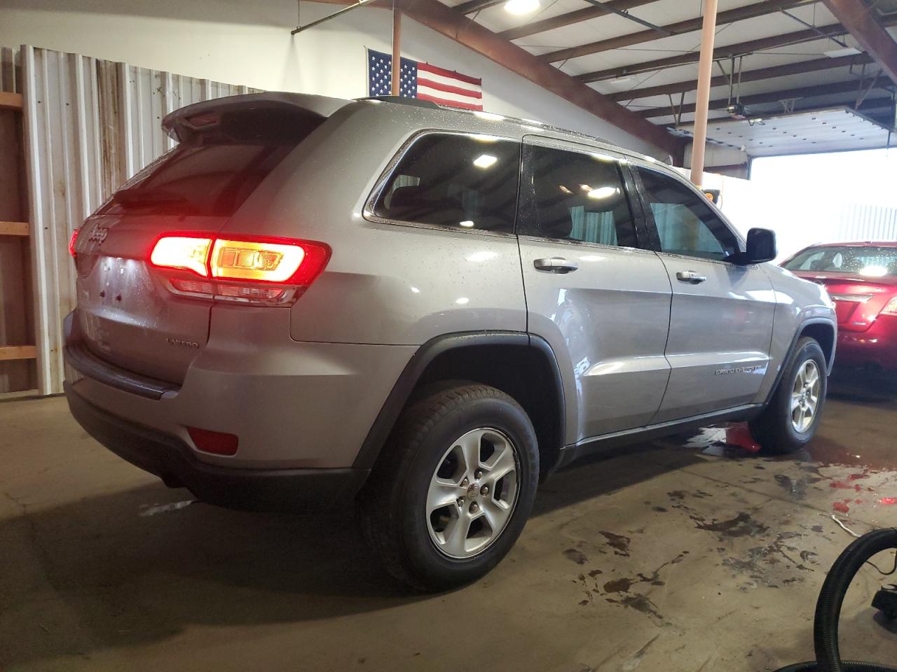 JEEP GRAND CHEROKEE LAREDO