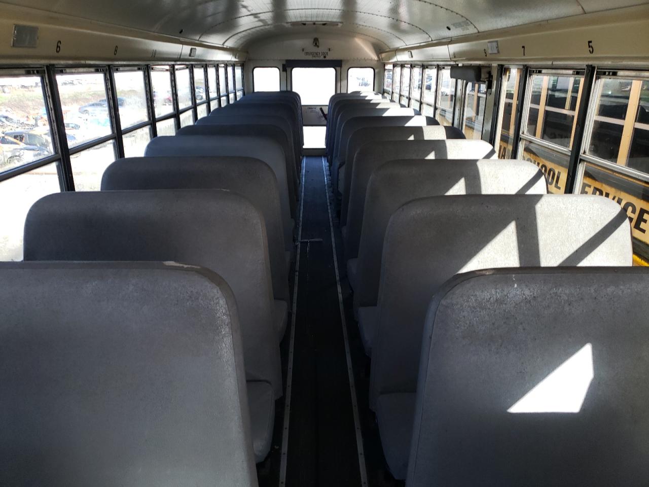 Lot #3279529274 2009 IC CORPORATION CE SERIES SCHOOL